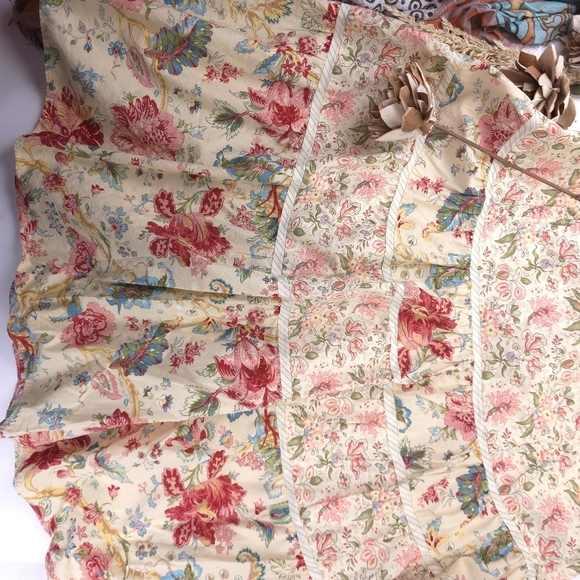 Jones Wear Boho Floral Cream Pink Multicolor Skirt Sz 14 - Picture 7 of 8